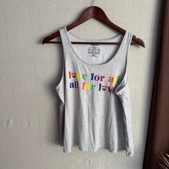 Joyspun Tank Top Size M 8 10 Gray Pride Flag Love For All Graphic Lightweight - Picture 2 of 8